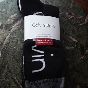 Calvin Klein set of 3 pairs of socks plus 1 bonus